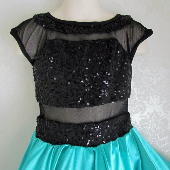GIRL'S DANCE COSTUME, S, WEISSMAN BLACK & GREEN FLARED SKIRT, MESH INSERT TORSO - Picture 2 of 6
